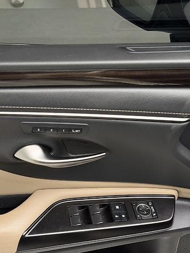 Продажа авто: Lexus ES: 2019 г., 2.5 л, Вариатор, Гибрид, Седан — 10