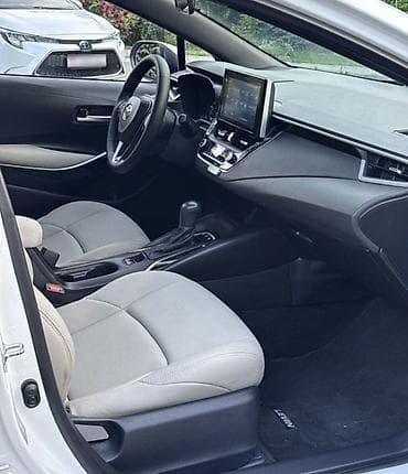 Toyota Corolla: 2021 г., 1.8 л, Вариатор, Гибрид, Седан — 6