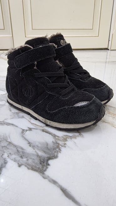 детская обувь оптом: Детская обувь набором: - Зимние сапоги черные, на молнии, с теплым — 16