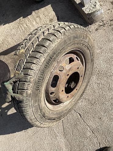Шины 225 / 70 / R 15, Всесезонная, Б/у, Комплект, Грузовики/Автобусы, Continental — 2