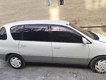 Toyota Ipsum: 1999 г., 2 л, Автомат, Бензин, Вэн/Минивэн — 3