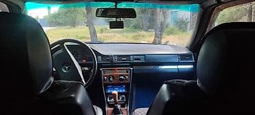 мега авто: Mercedes-Benz W124: 1986 г., 2 л, Механика, Бензин, Седан — 2