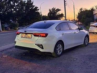 реалии: Kia K3: 2019 г., 1.6 л, Вариатор, Бензин, Седан — 4