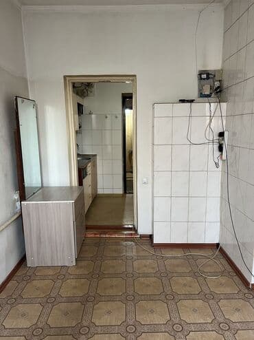 срочно продаю дом барачный тип: 40 м², 2 комнаты, Утепленный, Забор, огорожен — 7