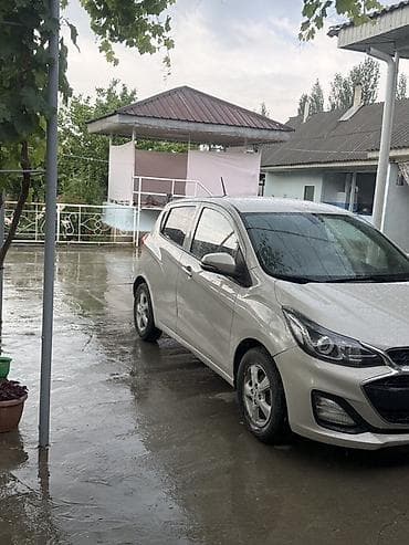 Транспорт: Chevrolet Spark: 2019 г., 1 л, Автомат, Бензин, Хетчбек — 3