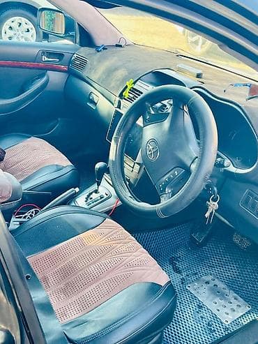 полики ворсистые: Toyota Avensis: 2003 г., 1.8 л, Автомат, Бензин, Седан — 2