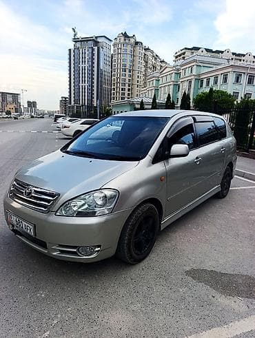 Toyota Ipsum: 2002 г., 2.4 л, Автомат, Бензин, Минивэн at lalafo.kg Toyota Ipsum: 2002 г., 2.4 л, Автомат, Бензин, Минивэн