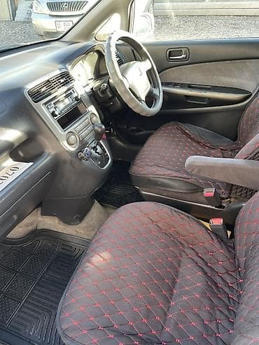 crv 5: Honda Stream: 2002 г., Автомат, Бензин, Минивэн — 8