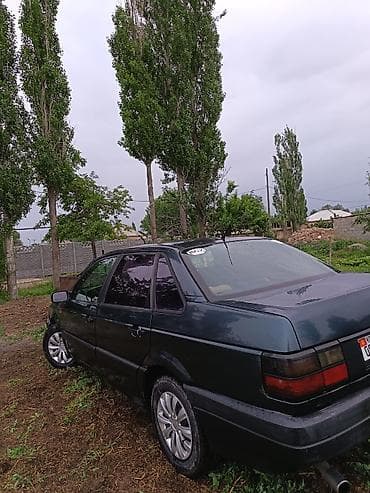 Продажа авто: Volkswagen Passat: 1993 г., 1.8 л, Механика, Бензин, Седан — 1
