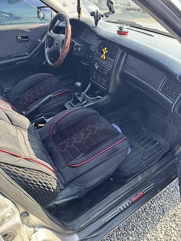 ауди лабавой: Audi 80: 1991 г., 2 л, Механика, Бензин, Седан — 4