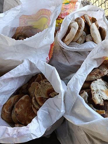 Чай, кофе, напитки: Дандырга жабылган лепешкалар 8, 9 му́шок тоокторго же Сушки/баранки в — 3