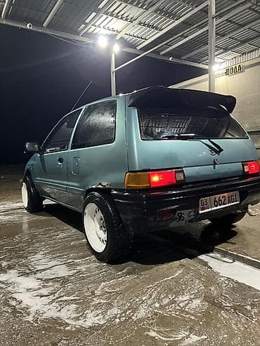 bid e2: Mitsubishi Libero: 1993 г., 1.3 л, Вариатор, Хэтчбэк — 2