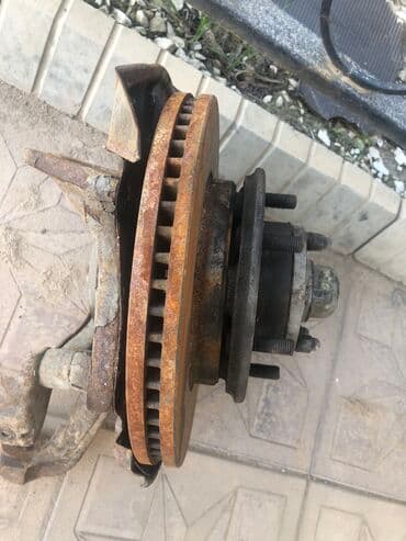 гранвия: Передняя правая Ступица Toyota 2001 г., Б/у, Оригинал, Япония — 6