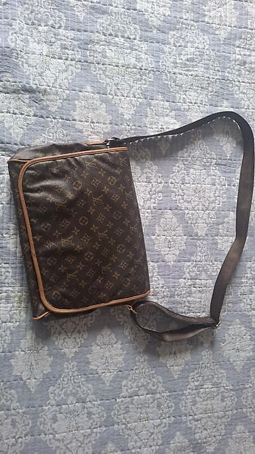 second hend: Сумка Louis Vuitton в ширину 40см в длину 30см — 1