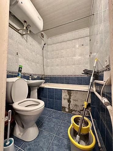 метраж: 3 комнаты, 56 м², 104 серия, 3 этаж, Старый ремонт — 7