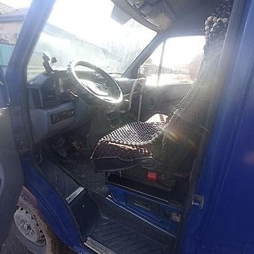 highlander 2012: Пассажирский микроавтобус Mercedes-Benz Sprinter (длинная база — 7