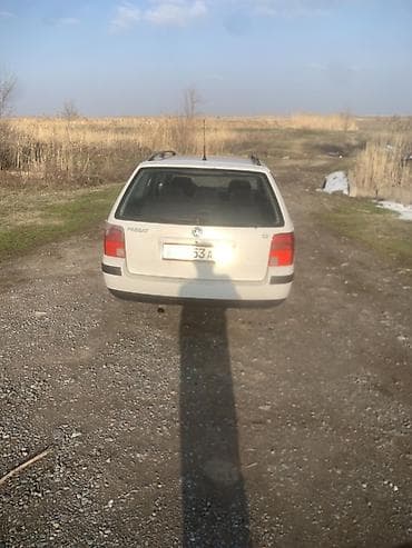 багажниктер: Volkswagen Passat: 2000 г., 1.8 л, Автомат, Бензин, Универсал — 2