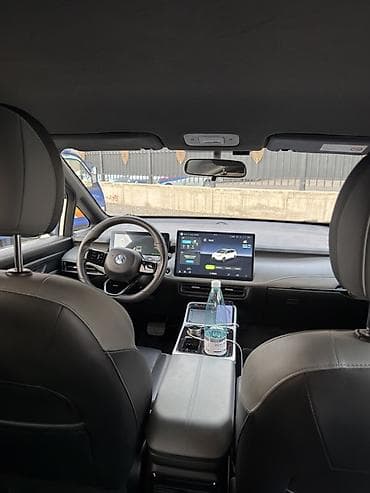 mini ev: Zeekr : | 2022 г. Кроссовер — 7