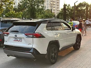 бек тол: Toyota RAV4: 2021 г., 2.5 л, Вариатор, Гибрид — 5