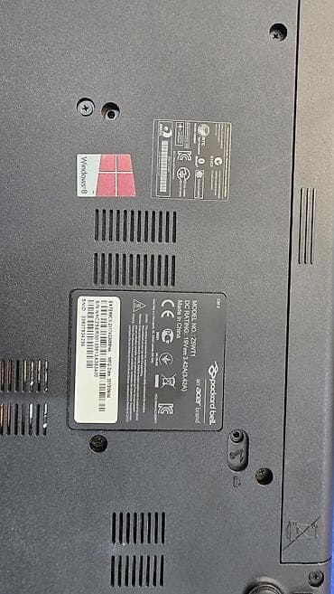 chrom: Packard Bell EasyNote (15.6") - Экран 15.6", широкоформатный, матрица — 10