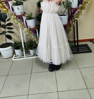 Детское платье, цвет - Белый, Б/у — 5