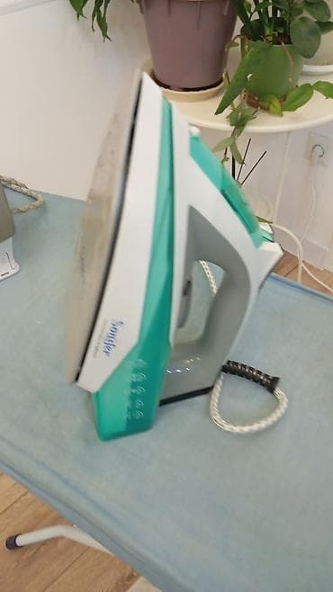 подставка для утюга: Продаю недорого утюги и гладильная доска, один утюг новый один бу — 10