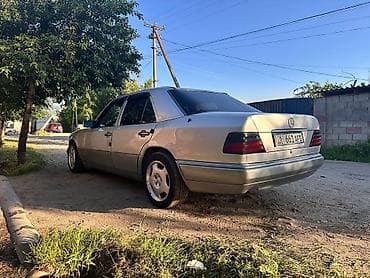 набор ключей для автомобиля б у: Mercedes-Benz W124: 1993 г., 2.2 л, Механика, Бензин, Седан — 4