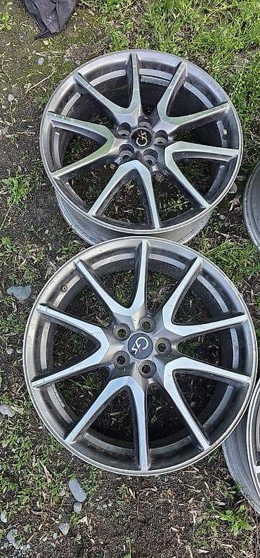 обмен на r18: Литые Диски R 18 Toyota, Комплект, отверстий - 5, Б/у — 2
