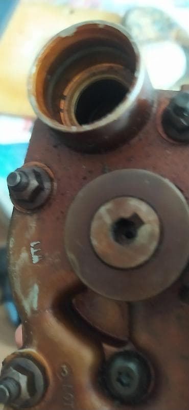 e90: BMW e82 e90 двигатель n45 масляный насос — 4