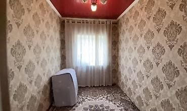 Продажа домов: Дом с большим двором и хозяйственными постройками. - Кирпичный забор — 10