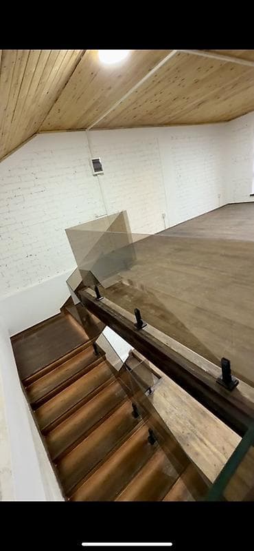 на ночь: Таунхаус с частным двориком и автоматическими воротами - Архитектура — 3