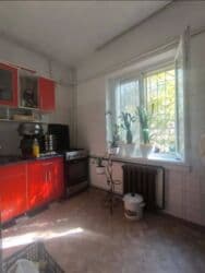 1 комната, 34 м², 105 серия, 1 этаж, Косметический ремонт at lalafo.kg 1 комната, 34 м², 105 серия, 1 этаж, Косметический ремонт