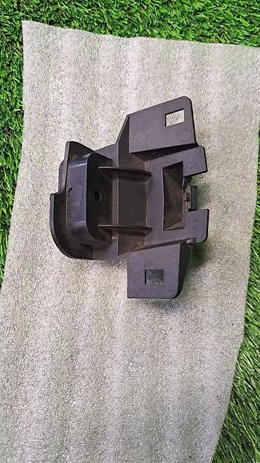 e65: Кронштейн салонного фильтра Bmw 7-Series E65 В хорошем состоянии — 1