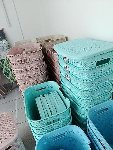 корзины пластиковые: Корзина для вещей, цвет - Серый — 6