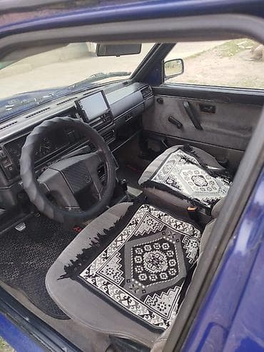 Volkswagen: Volkswagen Jetta: 1991 г., Механика, Бензин, Седан — 7