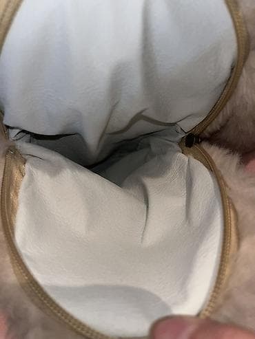 apple magic mouse 2: Меховая сумка в виде зайца - Формат: кроссбоди/на плечо. - Дизайн — 2