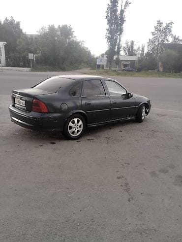 bwb e34: Opel Vectra: 2001 г., 1.6 л, Механика, Бензин, Седан — 2