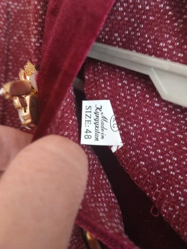 праздничные платья больших размеров: Платье новое, длина: 103 см, размер: 46-48 — 3