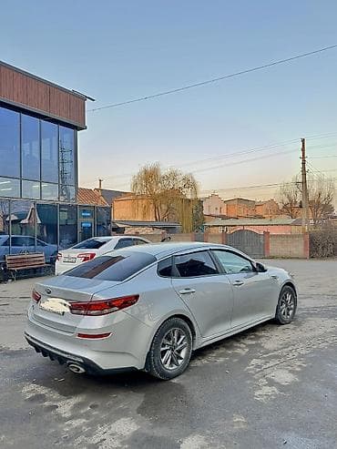 mersedes e211: Kia K5: 2018 г., 2 л, Автомат, Газ, Седан — 5