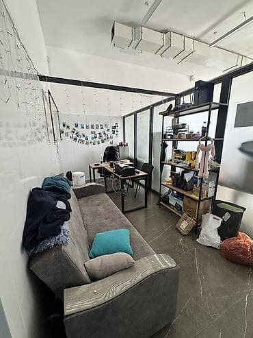 энергетиков: Продаётся коммерческое помещение с отличной локацией и готовой — 4