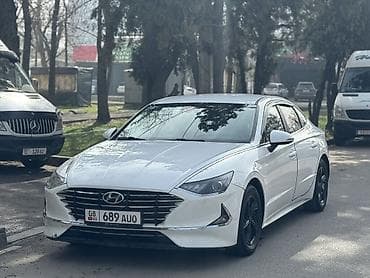 golf variant: Hyundai Sonata: 2019 г., 2 л, Автомат, Газ, Седан — 2