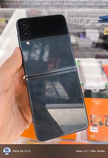 Техника жана электроника: Samsung Galaxy Z Flip 3 5G, Колдонулган, 256 ГБ, түсү - Жашыл, 1 SIM, 2 SIM — 1