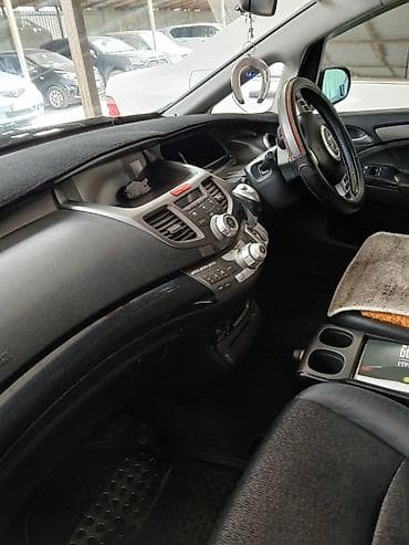 step wgn: Honda Odyssey: 2004 г., 2.4 л, Автомат, Бензин, Минивэн — 8