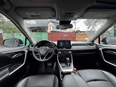 красный речка: Toyota RAV4: 2022 г., Автомат, Гибрид, Кроссовер — 5