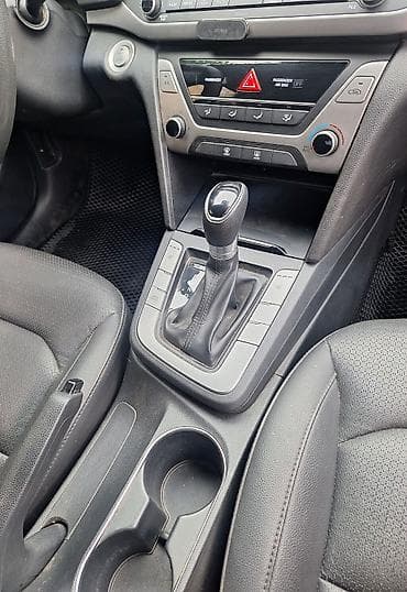 devo matiz: Hyundai Avante: 2018 г., 1.6 л, Автомат, Бензин, Седан — 10