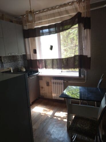 дом отдыха бишкек: 3 бөлмө, Душ кабинасы, Кондиционер, Унаа токтотуучу жай — 17