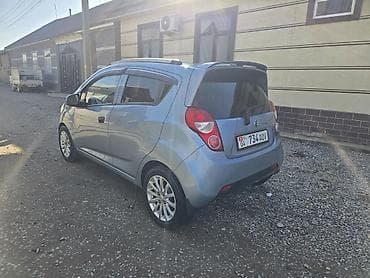 кыргызстан авторынок ош: Chevrolet Spark: 2016 г., 1.2 л, Автомат, Бензин, Лифтбек — 4