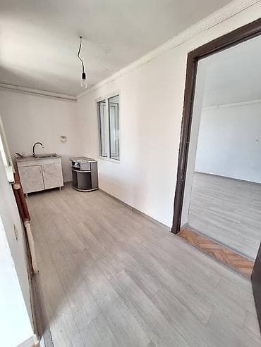 🏠КВАРТИРА БЕРИЛЕТ Адрес: Заря, Тынчтык 2, Соң көл, 56 үй 3 кыз же 3
