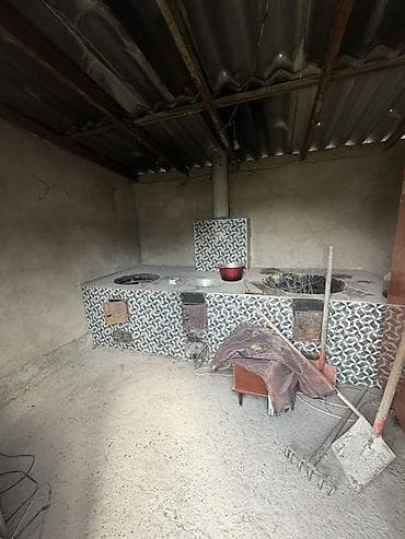 без детей: 90 м², 5 комнат, Арча-Бешик ж/м, Студентам — 2