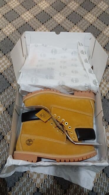 кроксы купить бишкек: Мужские ботинки, 42.5, Timberland, Новый, цвет - Желтый, Платная доставка — 3